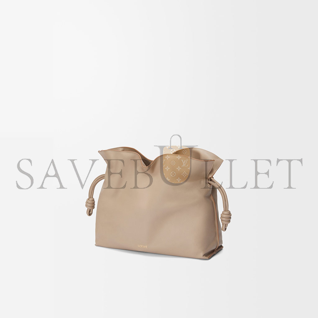 LOEWE LARGE FLAMENCO CLUTCH IN NAPPA CALFSKIN 0011191012 (38*29*14cm)